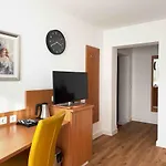 Schöne I Kostenloses Parken I Home2share Lägenhet