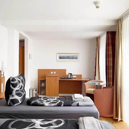 Schoene I Kostenloses Parken I Home2share *